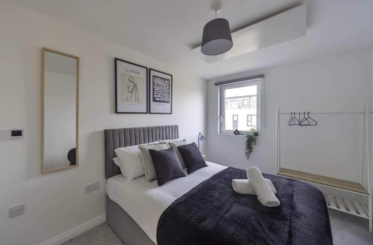 Modern And Bright 2 Bed Apartment In Ashford Ashford  Buitenkant foto